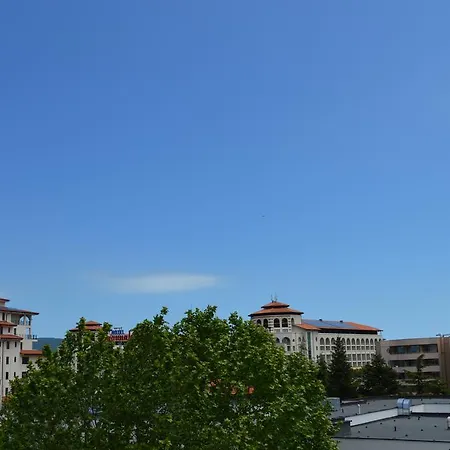 Apartment Bratanov In Ashton Hall *