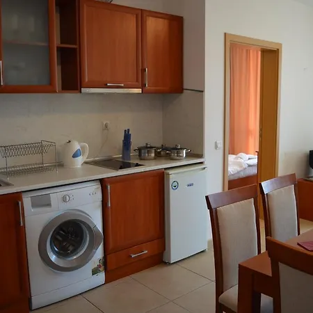 Apartment Bratanov In Ashton Hall